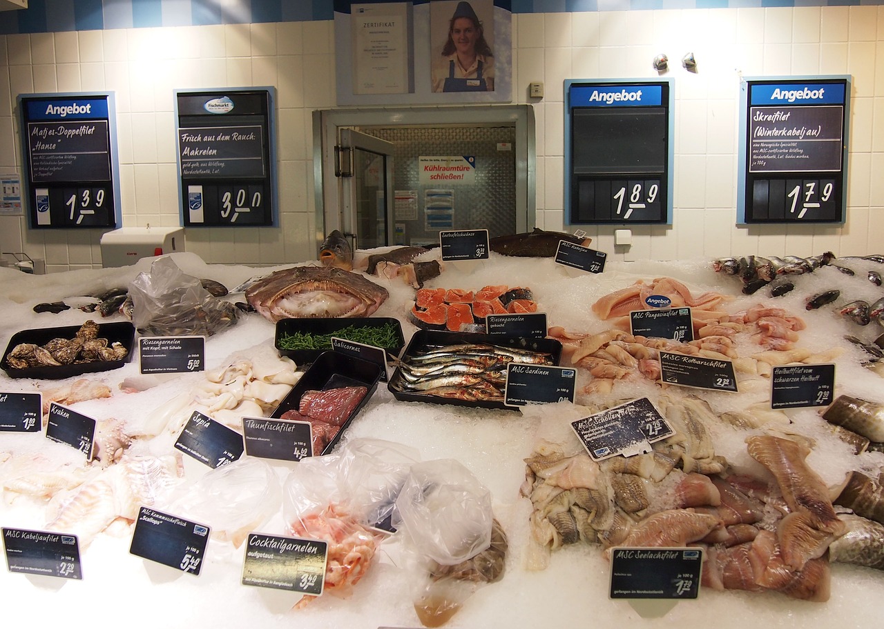生鲜超市海鲜鱼缸定制图片 