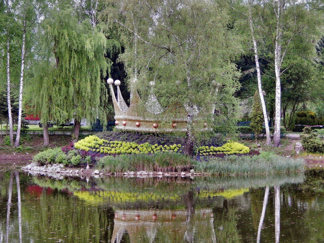 复古花园图片（小庭院花园设计技巧有哪些） 广州景观设计 第3张