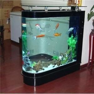 1.8米鱼缸用多厚玻璃胶水：1.8米高的鱼缸用多厚玻璃胶水